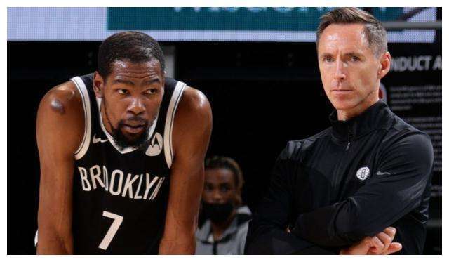 拉波尔塔：在新诺坎普为梅西办致敬仪式会很美好，但要等到26年底再谈