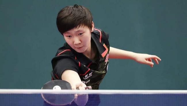 曼联2-2埃弗顿，B费点射+助攻，芒特破门，海文自摆乌龙