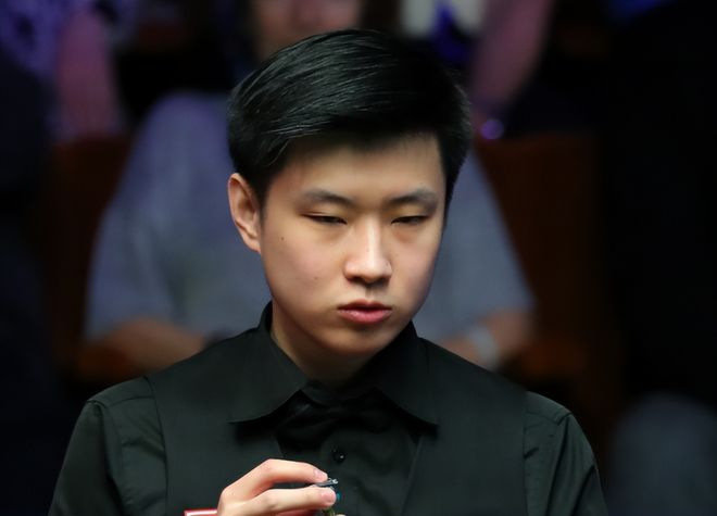 王钰栋：未来有机会还是希望能出去看看，留洋哪儿都想去