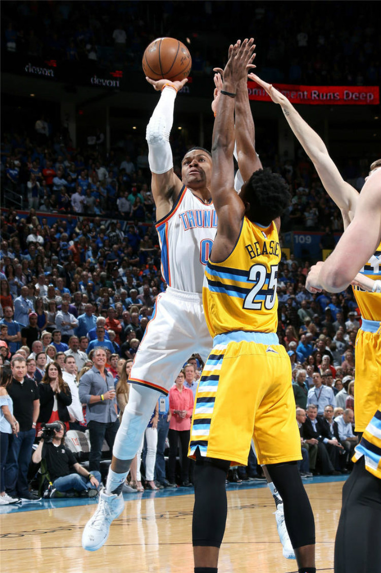 加克波与萨 加克波与萨